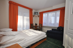 GÓRSKIE WROTA willa Zakopane góry Tatry pokoje apartamenty wypoczynek w Polsce